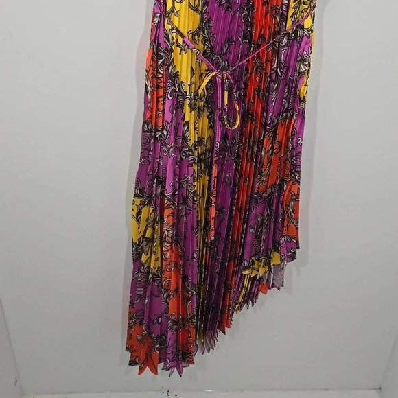 {MILLY} Irene Chain Pleated Midi Dress - Picture 9 of 17